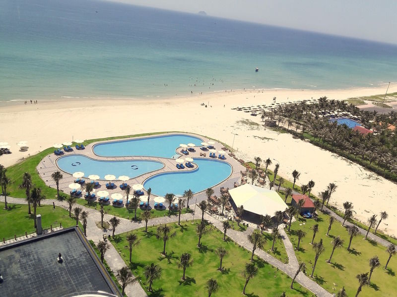 Golden Peak Resort & Spa Mieu Ong Exterior photo
